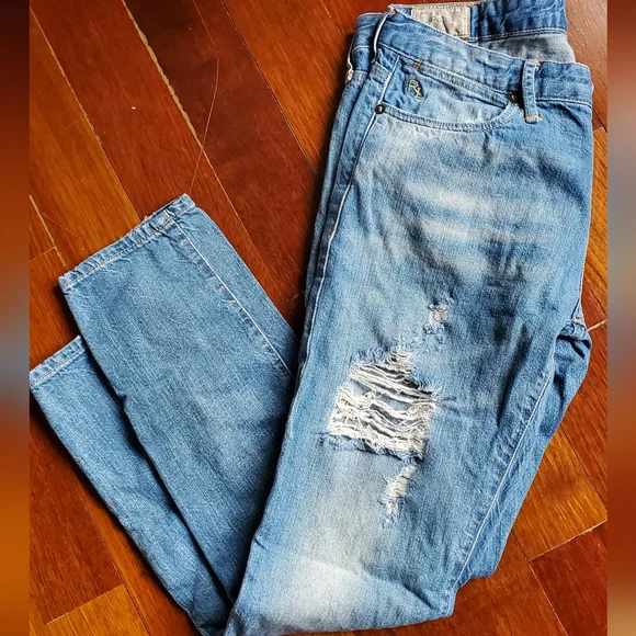 Polo by Ralph Lauren Distressed Blue Jeans - Picture 3 of 9